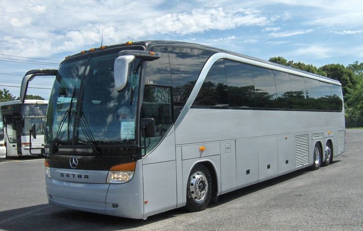 Exterior Setra Front